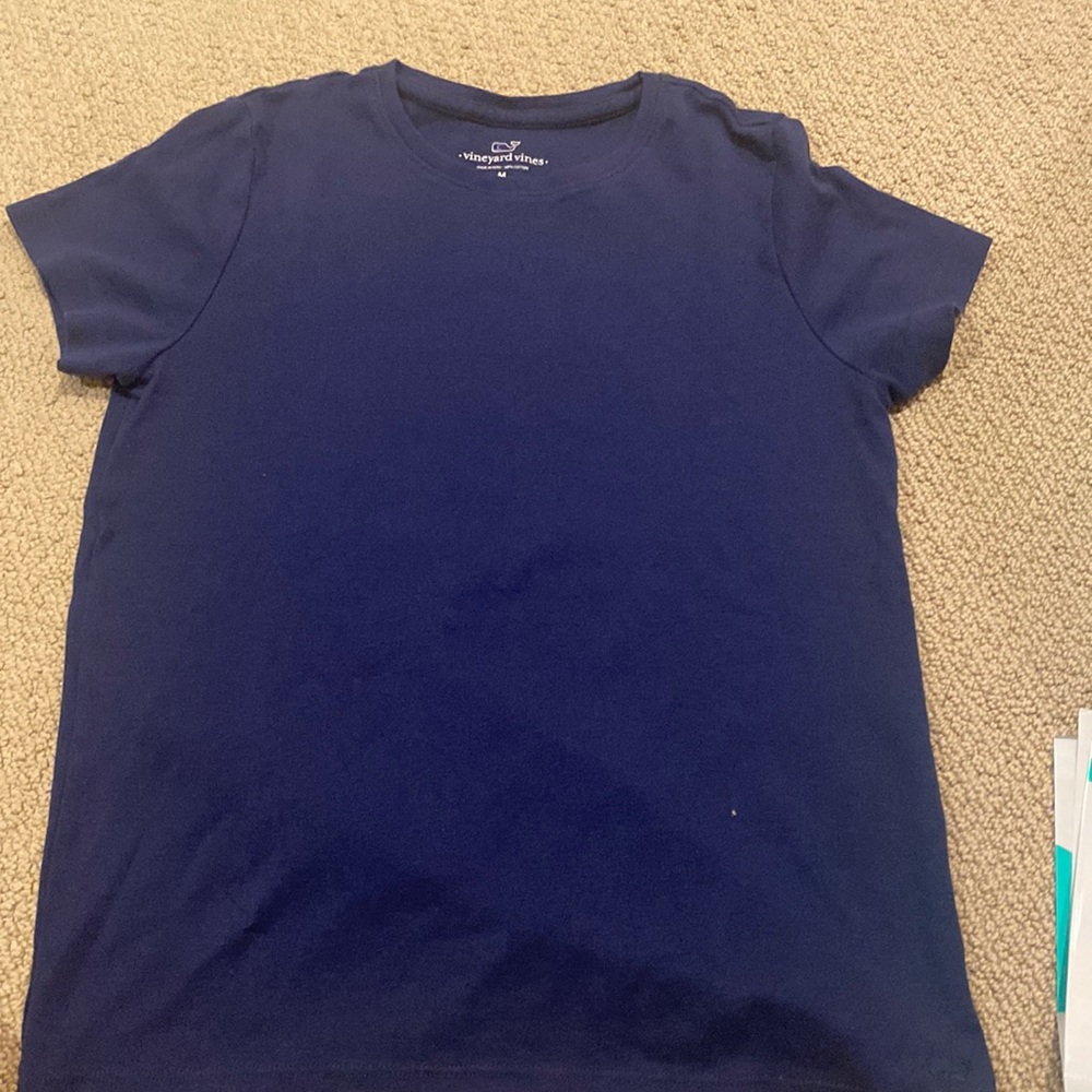 Vineyard Vines T-shirt